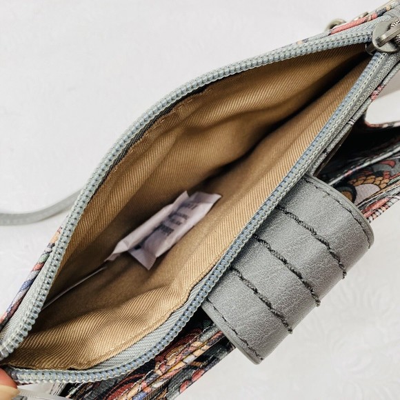 Sakroots Gray Olympic Smartphone Crossbody Purse - Picture 6 of 13